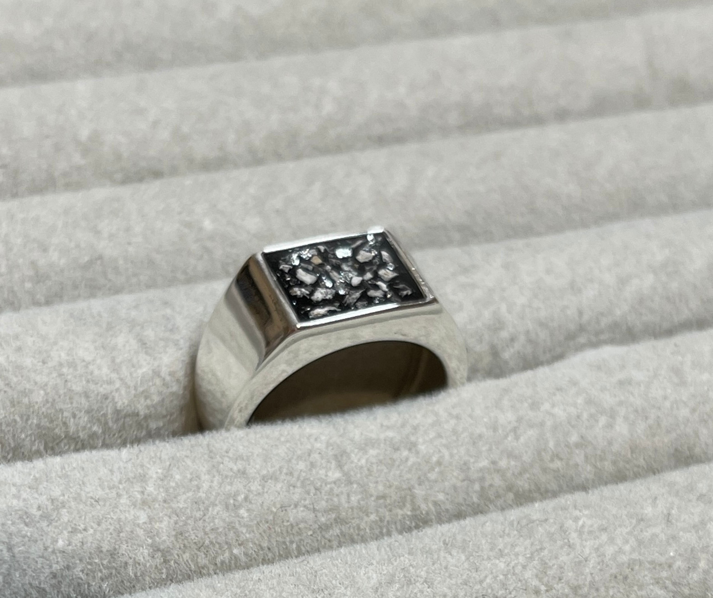 Men's Rectangle Signet Ring