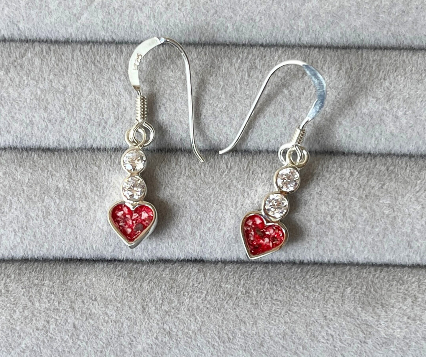 Dainty Heart Drop Earrings (test)