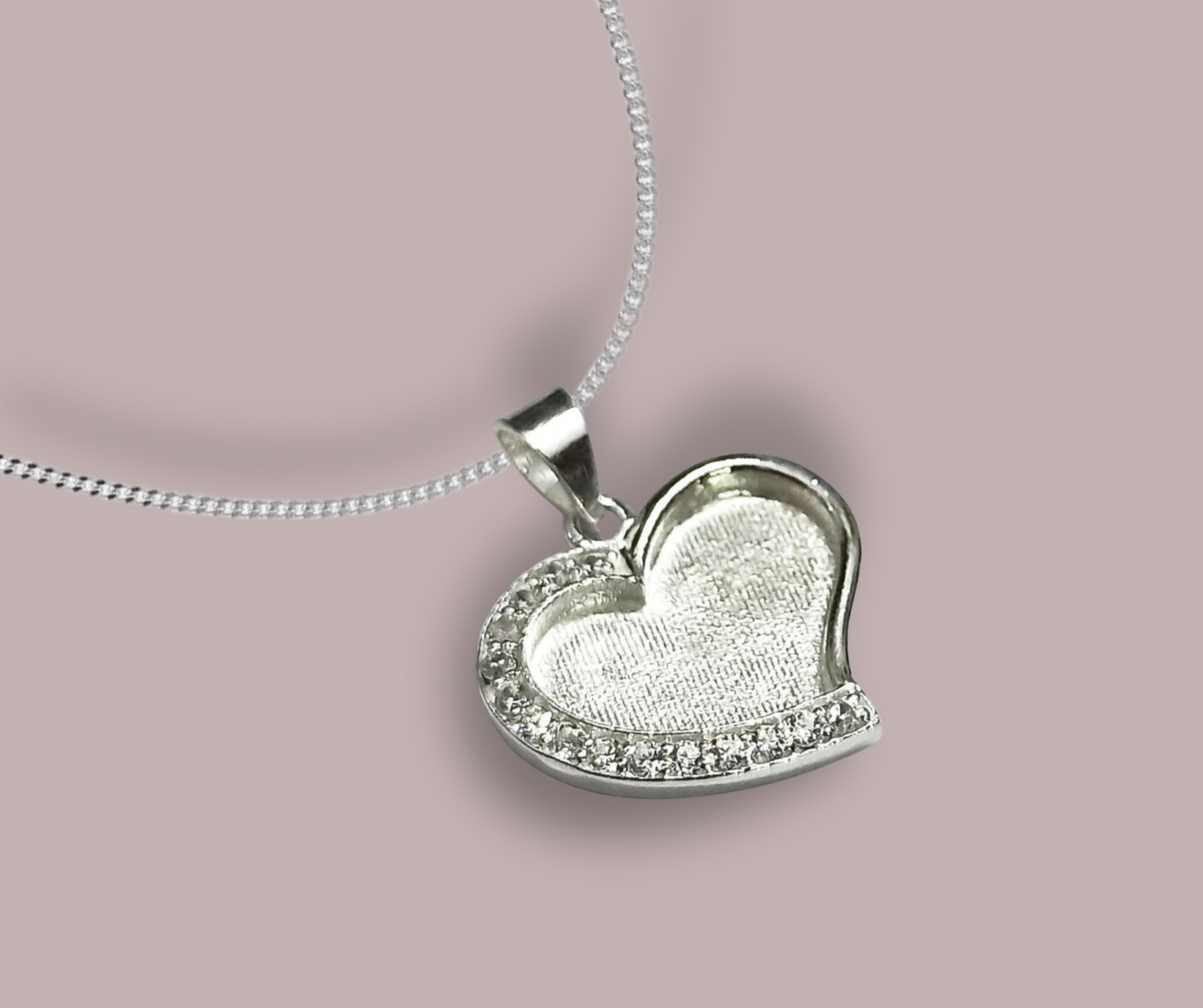 The half CZ Hearty