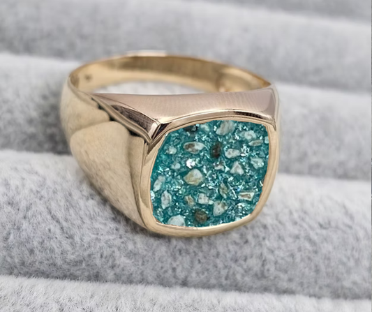 unisex square signet ring solid gold