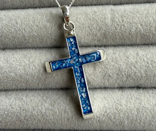 The Classic 3D Cross